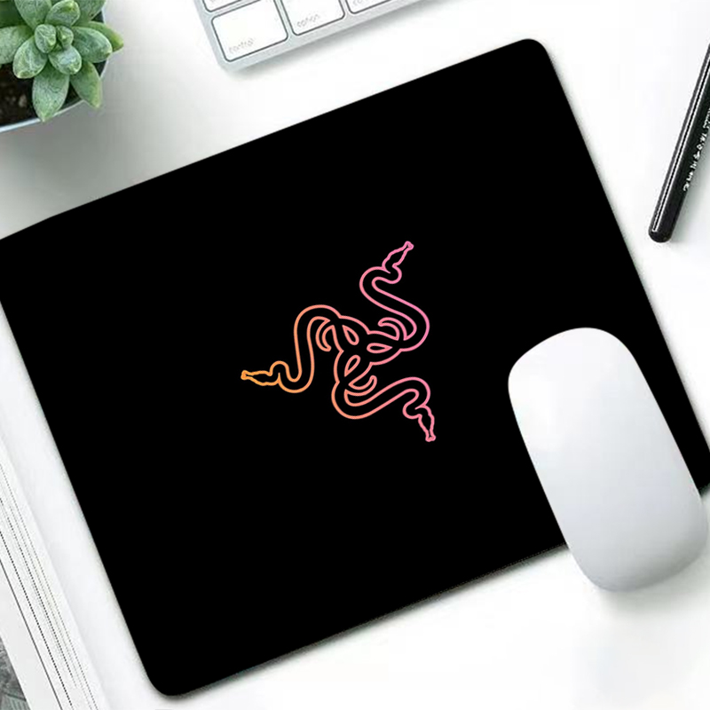 Laptop Accessories Gaming - Razer Luxus Mauspad Anime Gamer Schreibtisch